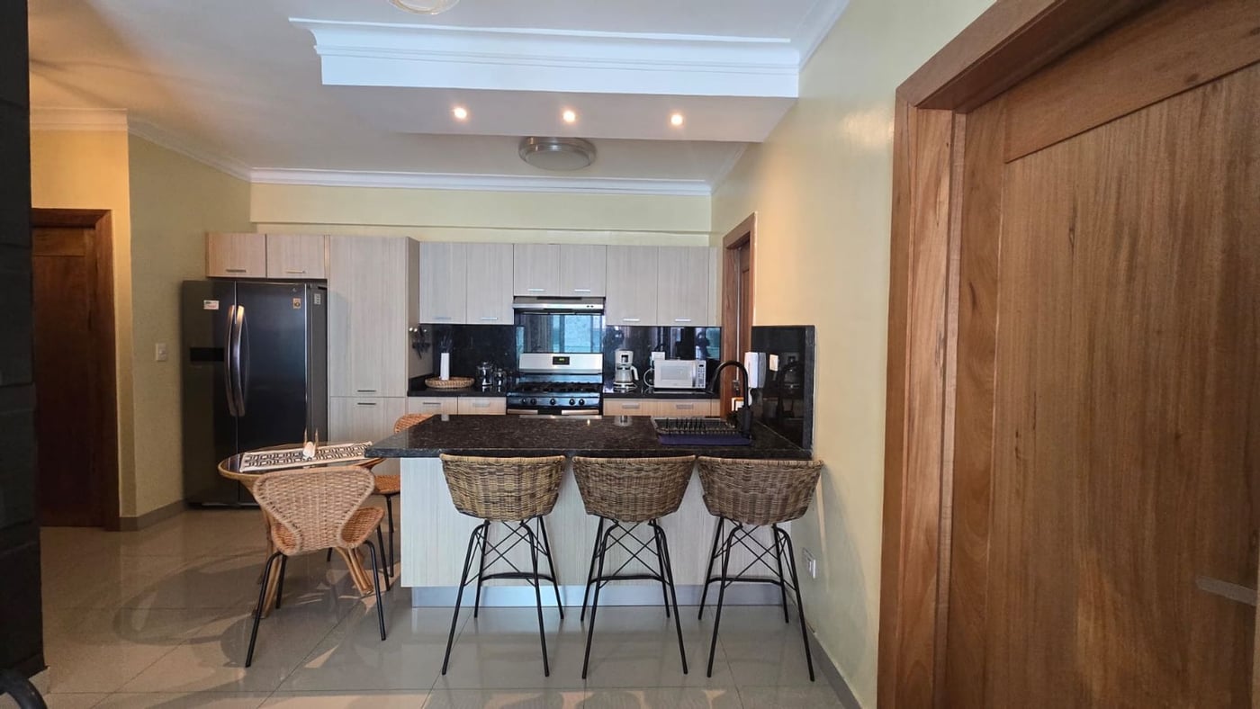 Se renta amplio apartamento en Julieta Morales – foto 6
