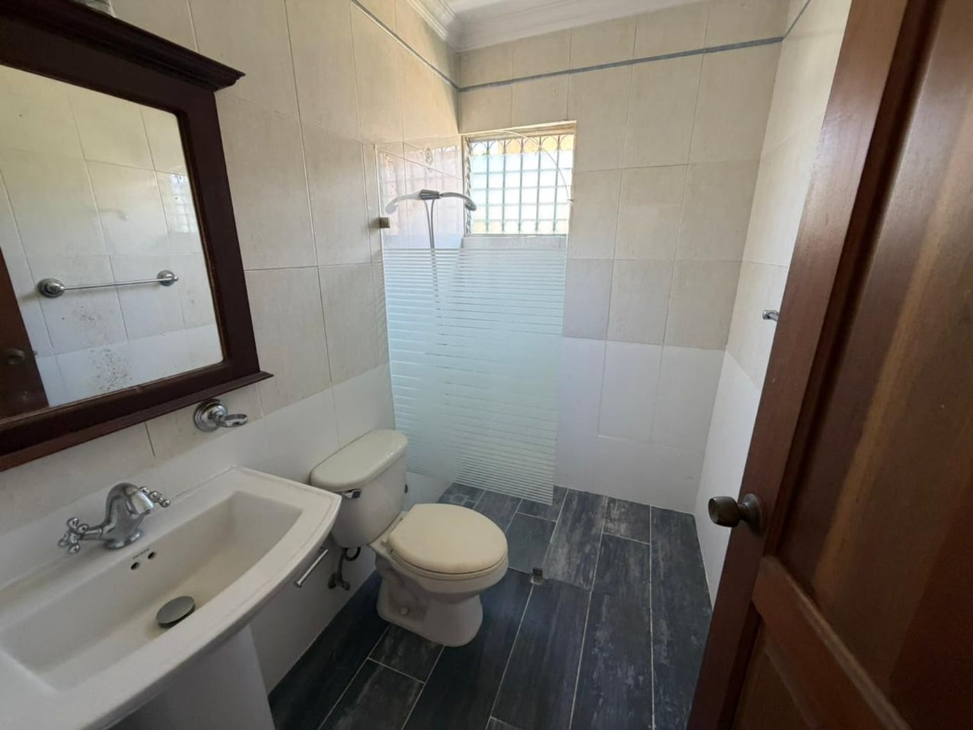 CASA EN VENTA SECTOR AESA – foto 9