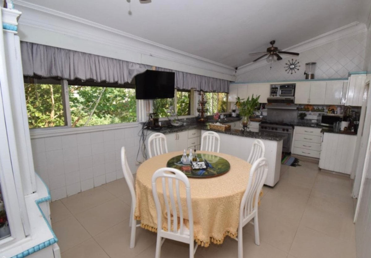 Casa de Lujo en Altos de Arroyo Hondo II – foto 2
