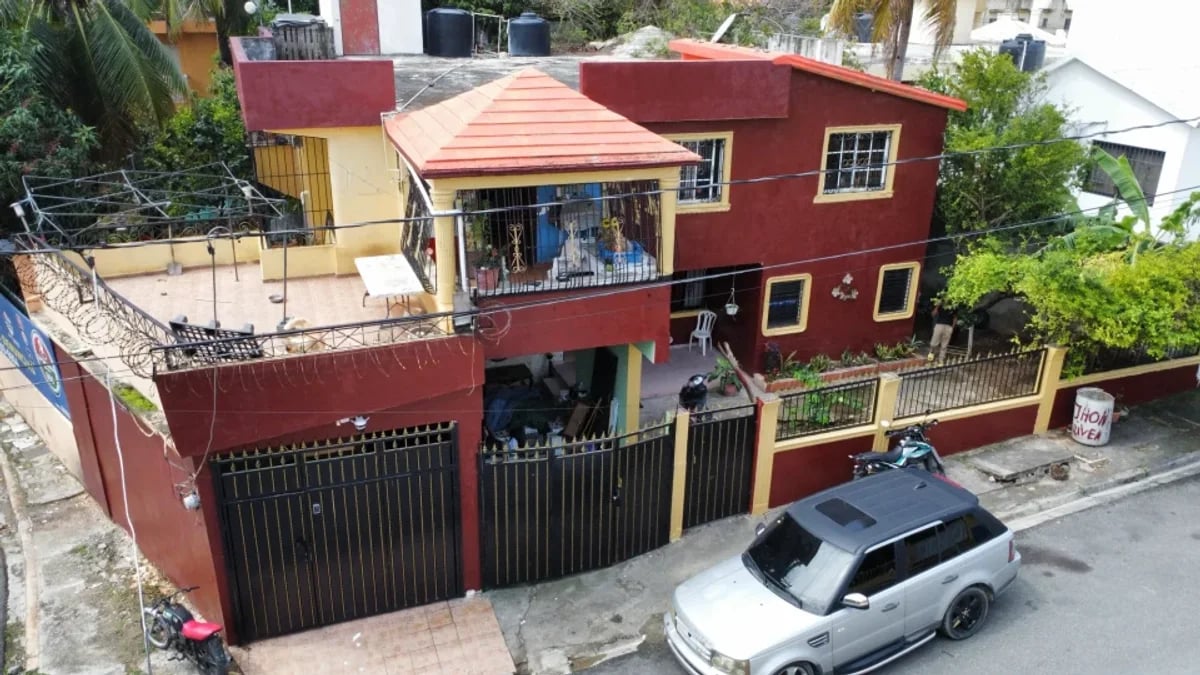 Casa en Bajos de Haina, Barrio Chino – foto 2