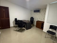 Local comercial en alquiler en Evaristo Morales – foto 3