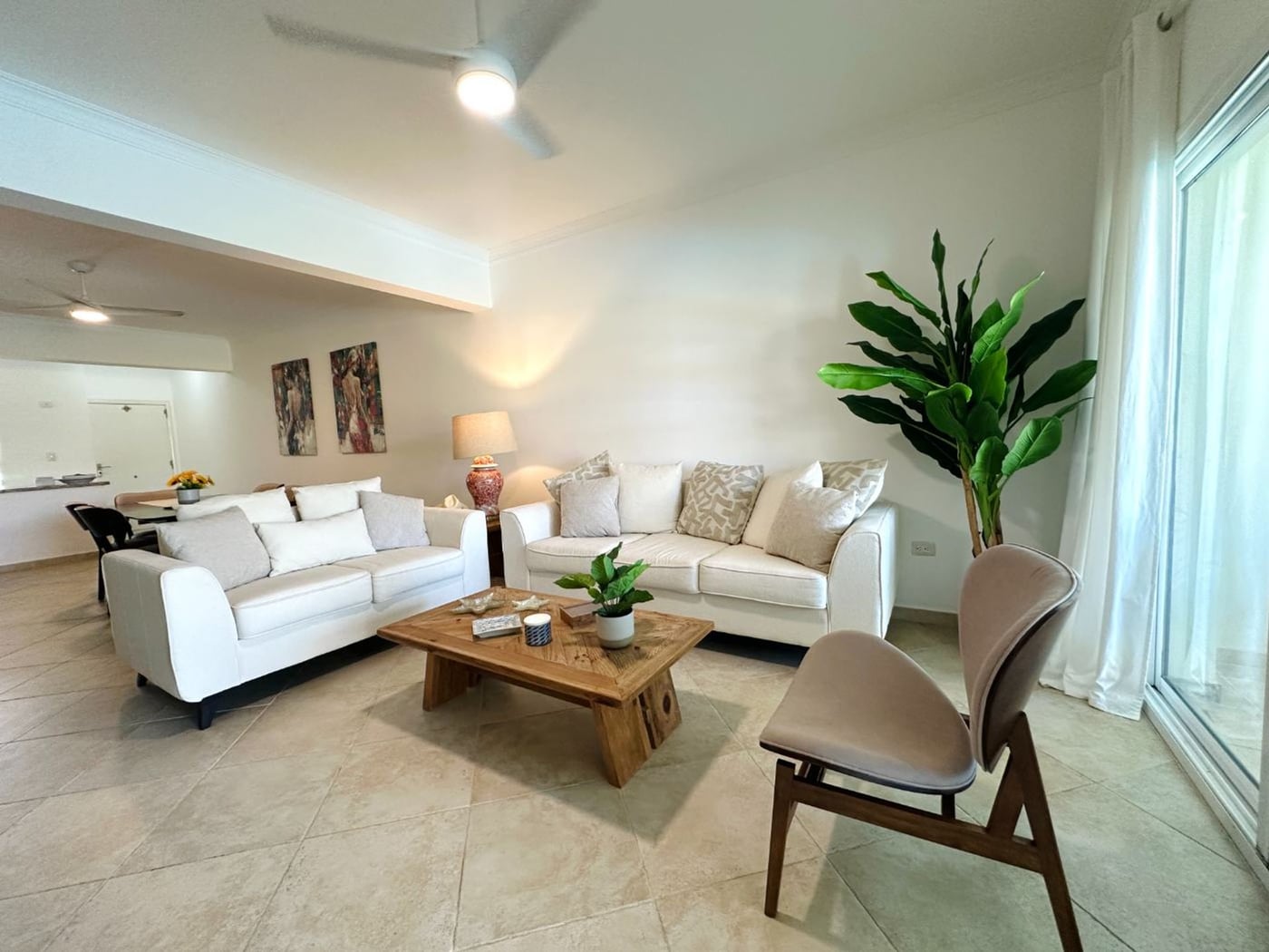Amplio apartamento con terraza y vista al golf – foto 1