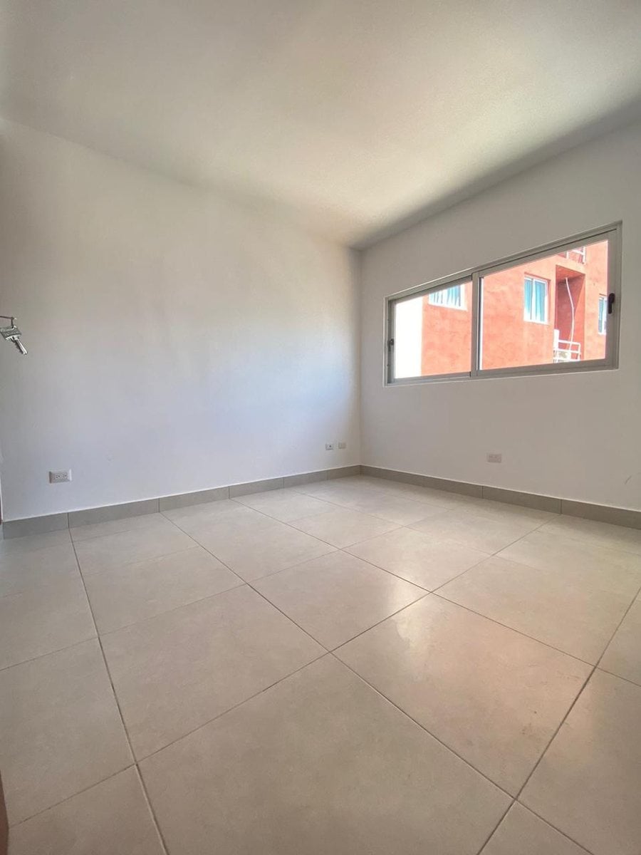 Apto 2H La Esperilla Piso 9 | Torre Moderna con Piscina – foto 9