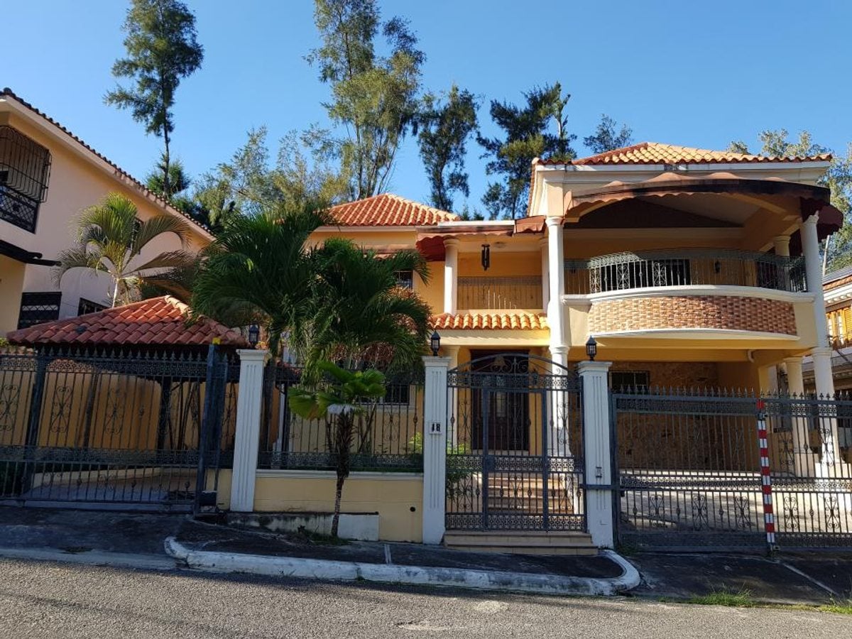 Casa en venta en Isabel Villas – foto 1