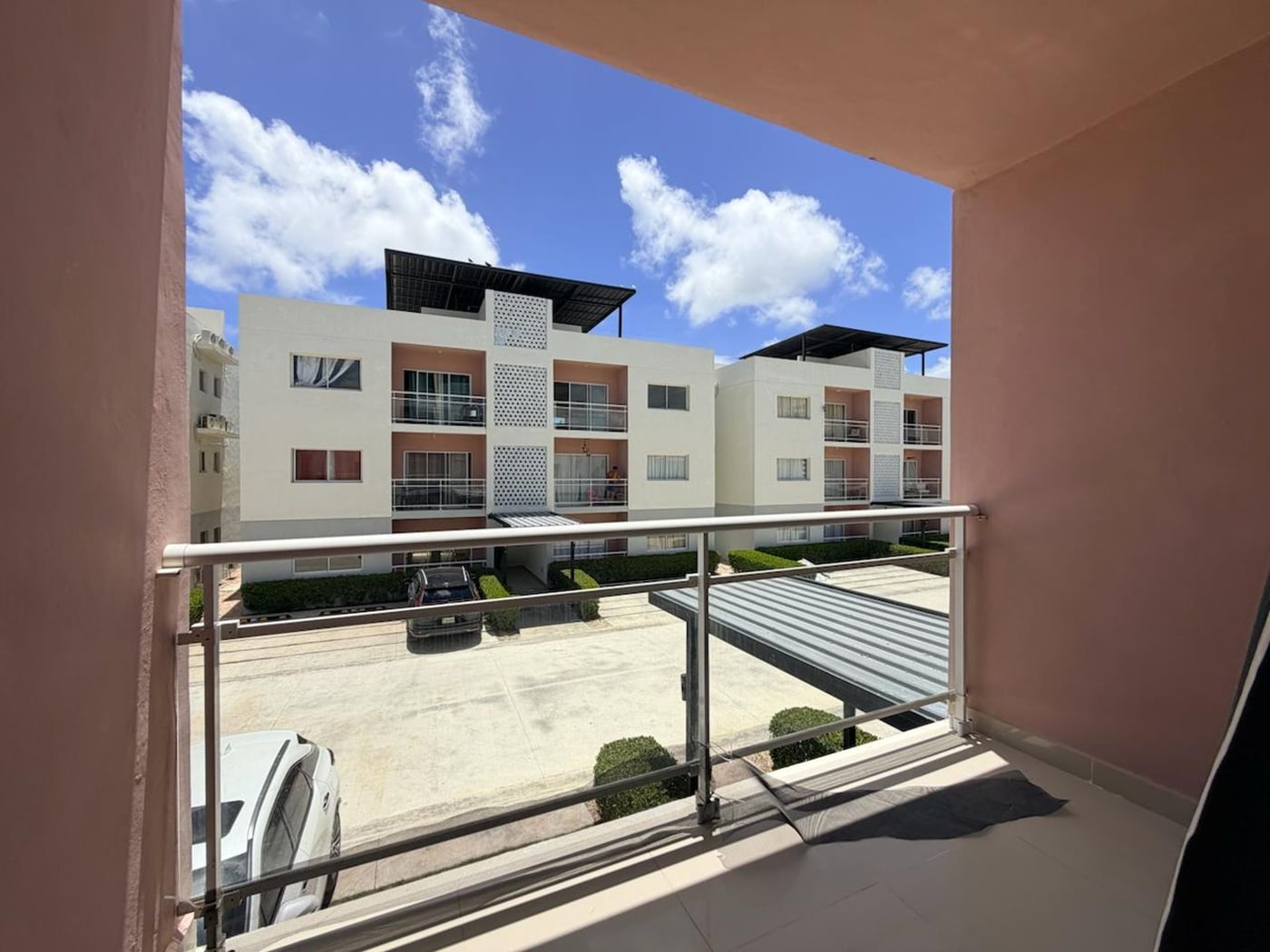 APARTAMENTO EN VENTA 2 DORMITORIOS PUNTA CANA LA A – foto 2