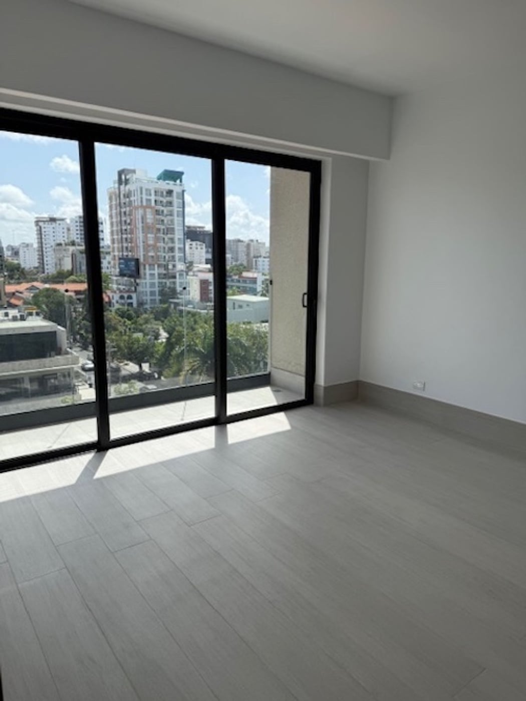 Excelente Apartamento con Línea Blanca en Piantini – foto 6