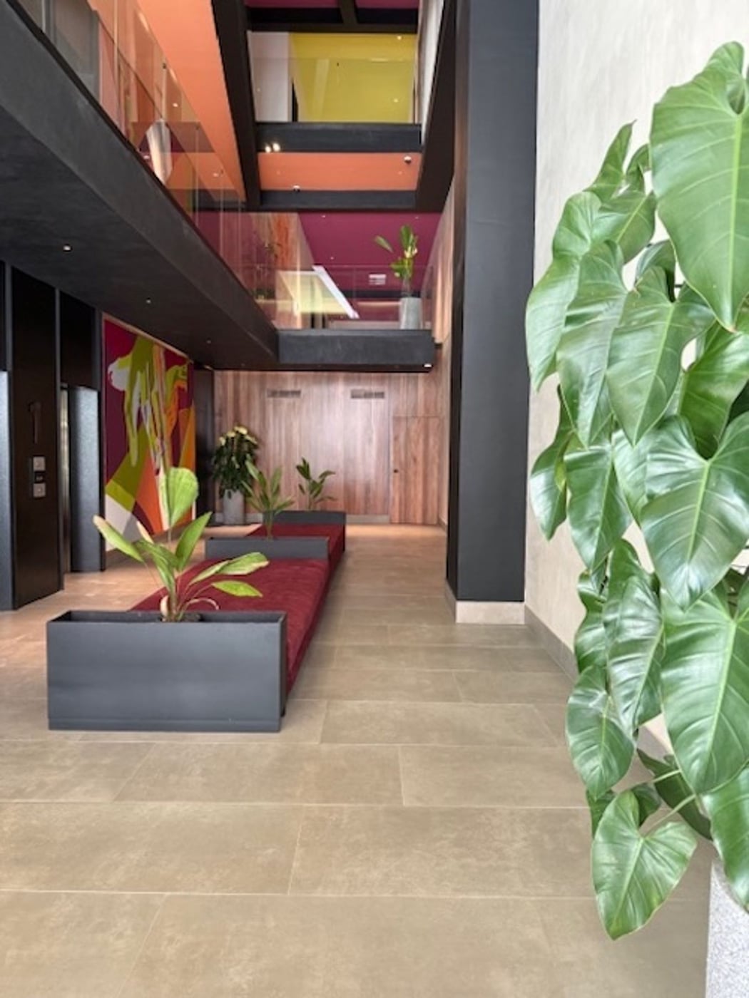 Excelente Apartamento con Línea Blanca en Piantini – foto 1