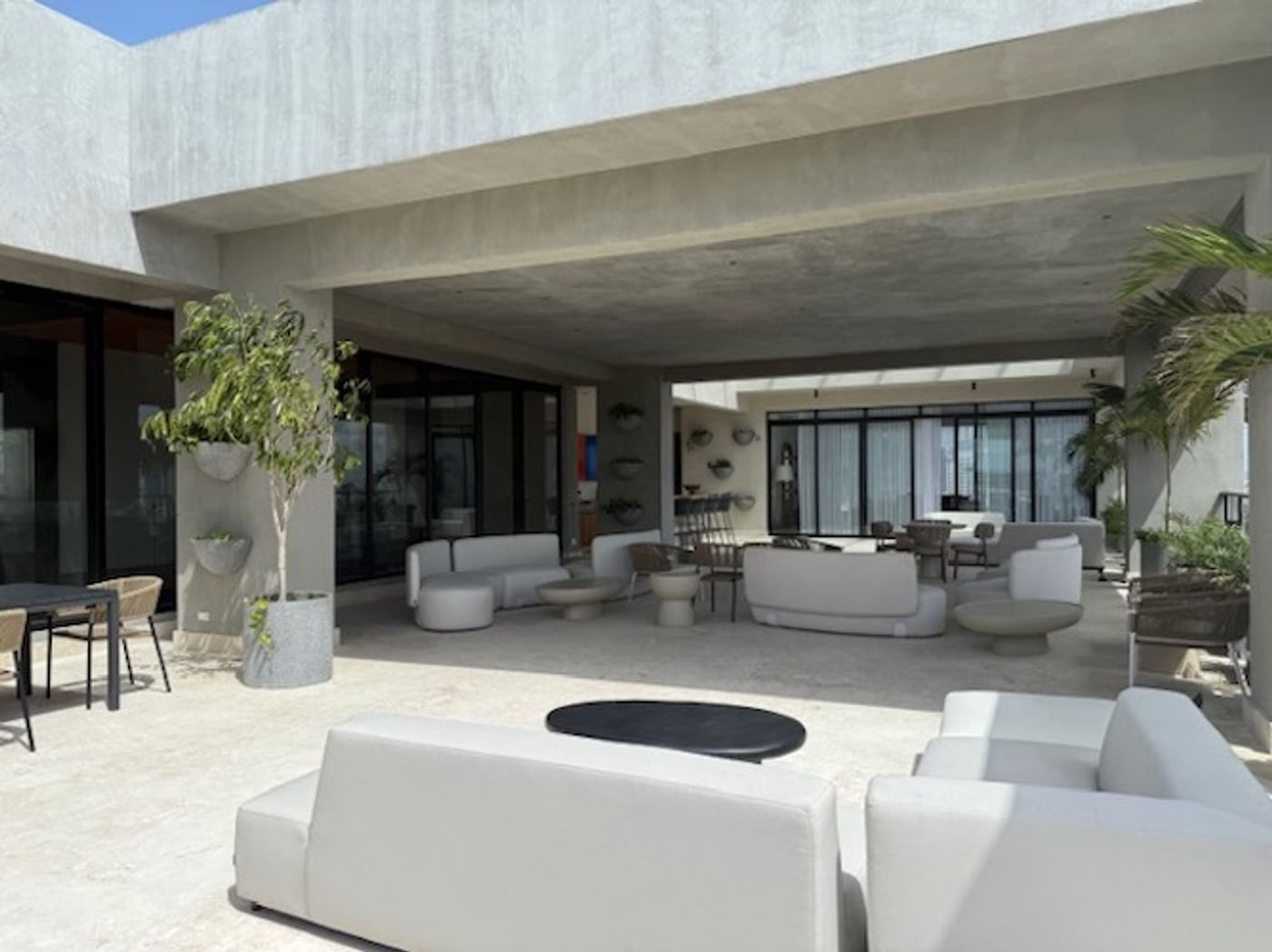 Excelente Apartamento con Línea Blanca en Piantini – foto 12