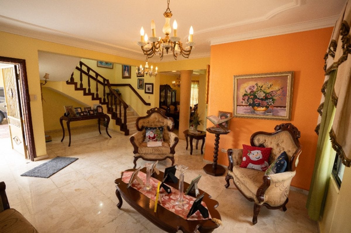 Casa en Reparto Los Tres Ojos – foto 1
