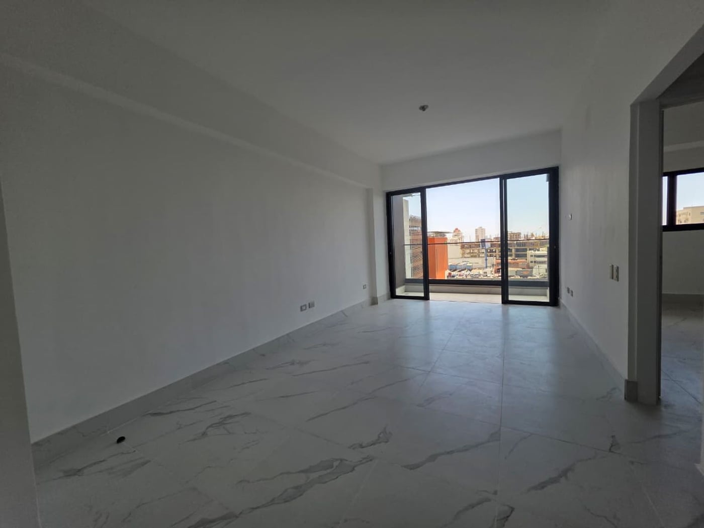 APARTAMENTO EN ALQUILER – foto 2