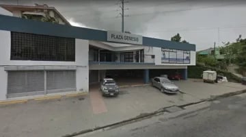 Local Comercial en Ave. Republica de Colombia – foto 6