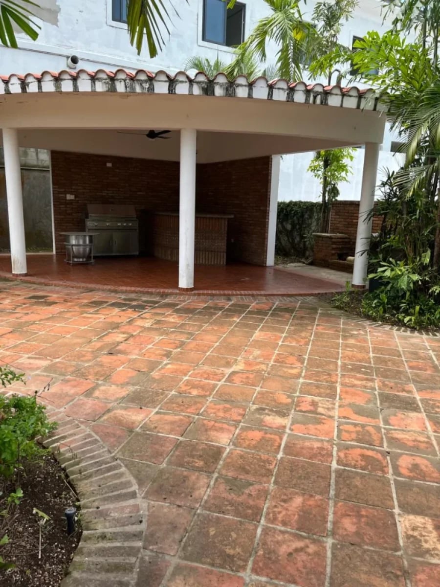 Casa en Arroyo Hondo, Santo Domingo – foto 12