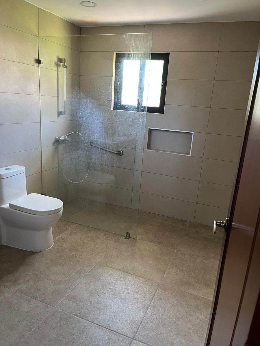 Casa en Arroyo Hondo, Santo Domingo – foto 7