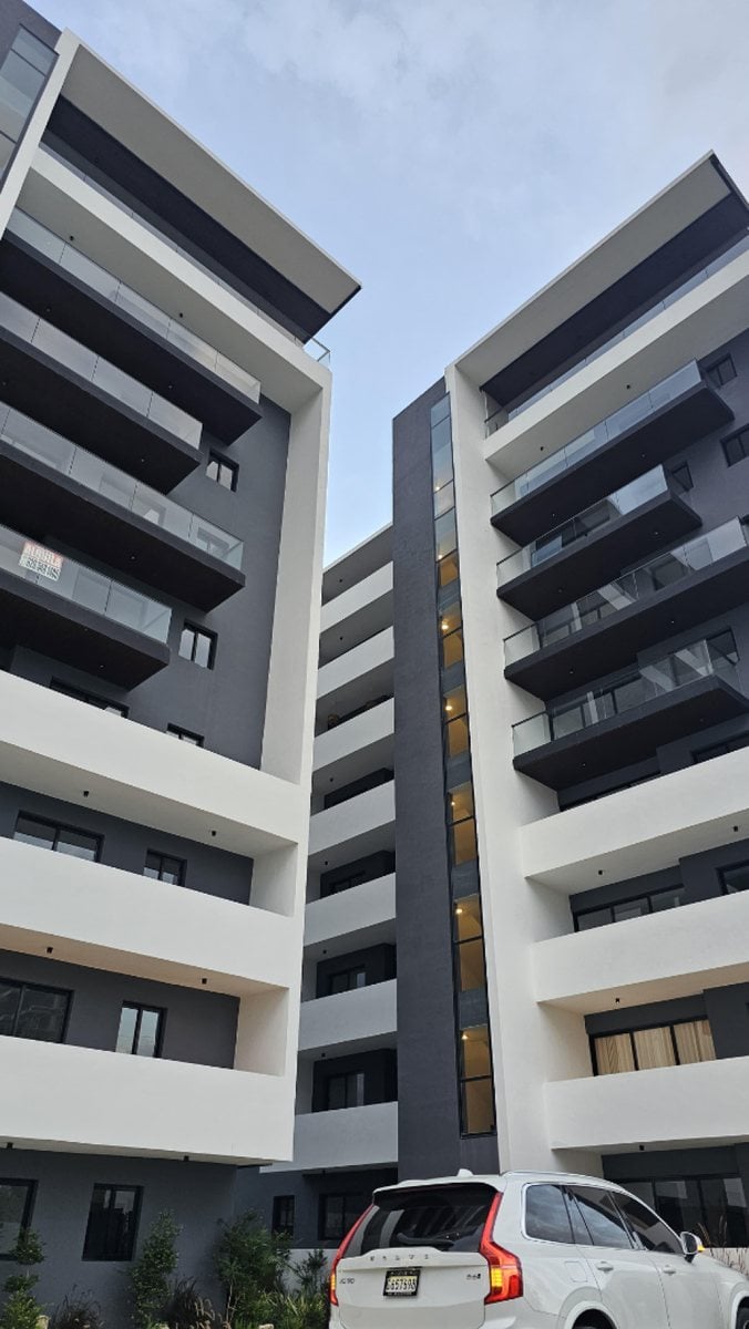 Apartamento en venta en la Urbanización Thomén, Santiago – foto 8