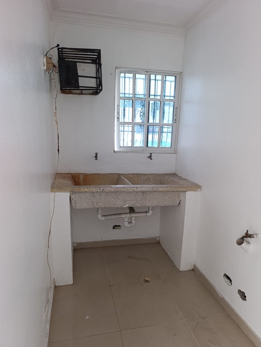 EDIFICIO EN VENTA, BONAO MONSEÑOR NOUEL – foto 7