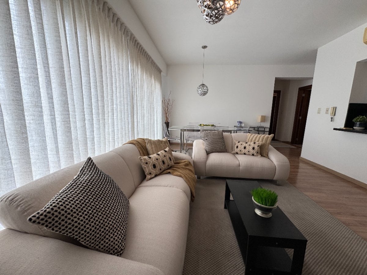 Apartamento en Evaristo Morales, Santo Domingo – foto 6