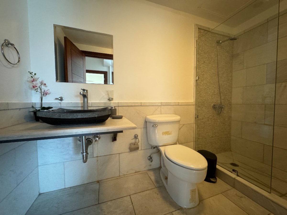 Apartamento en Evaristo Morales, Santo Domingo – foto 4