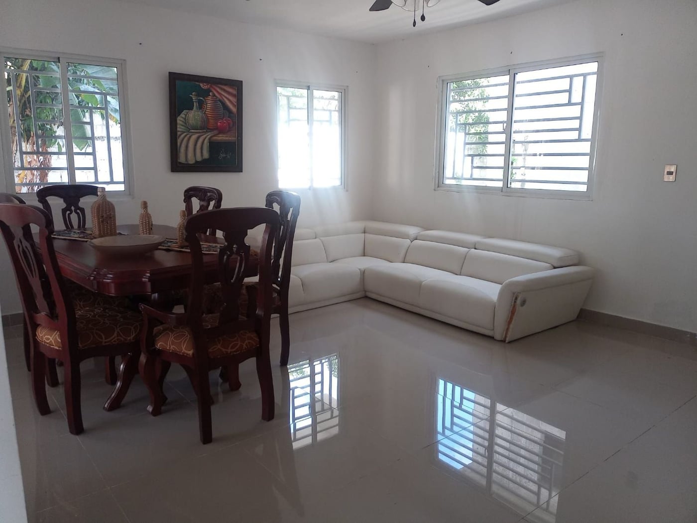 Casa moderna y amplia en residencial cerrado – foto 2