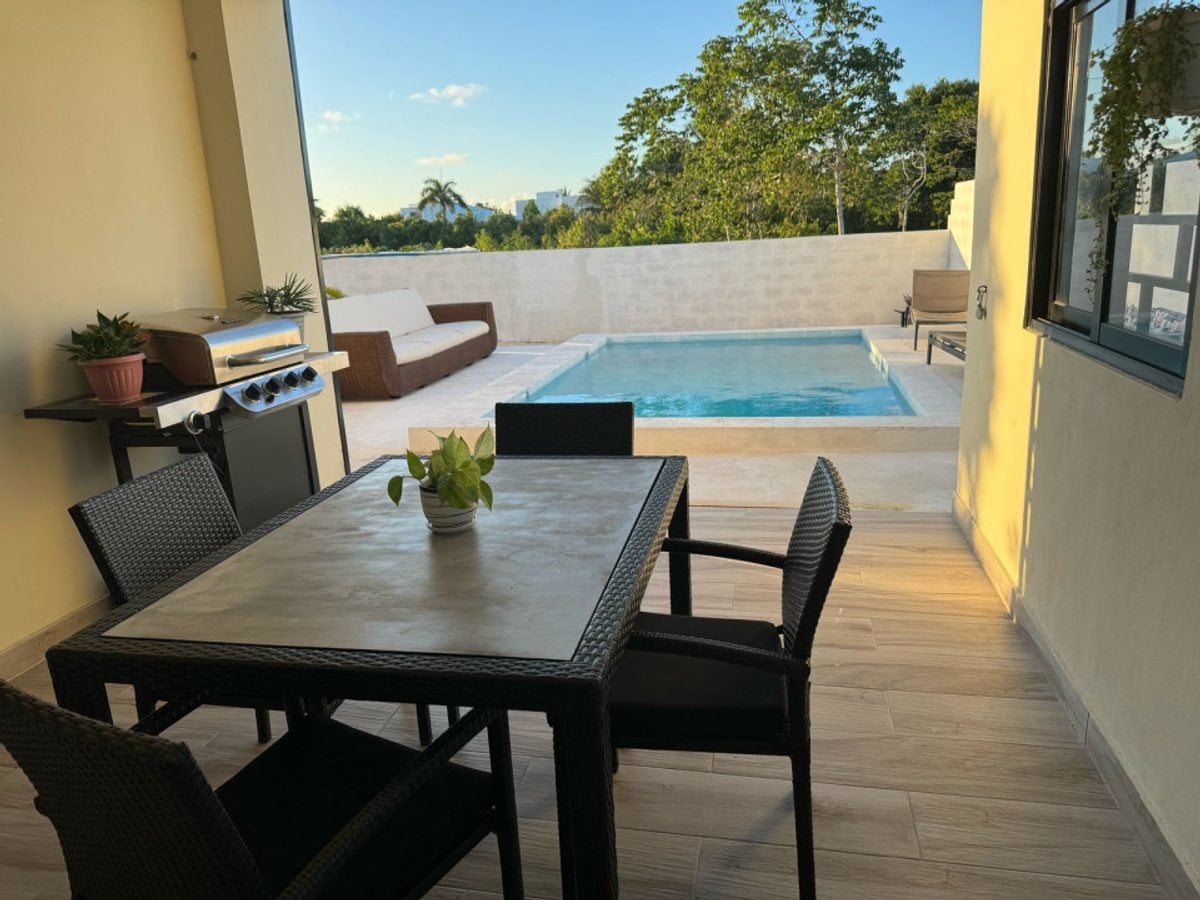Casa en VENTA en Bávaro, Higüey con Piscina y Jardín – foto 3