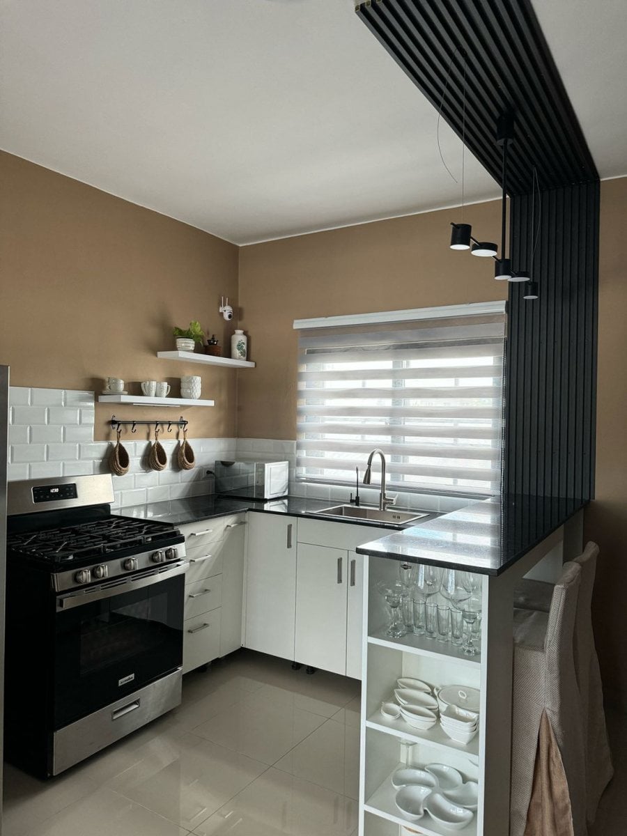 Casa en VENTA en Bávaro, Higüey con Piscina y Jardín – foto 5