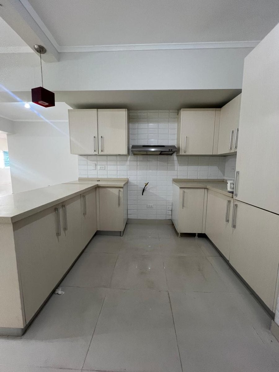 Apartamento en Evaristo Morales, 3 hab, 2 baños – foto 3