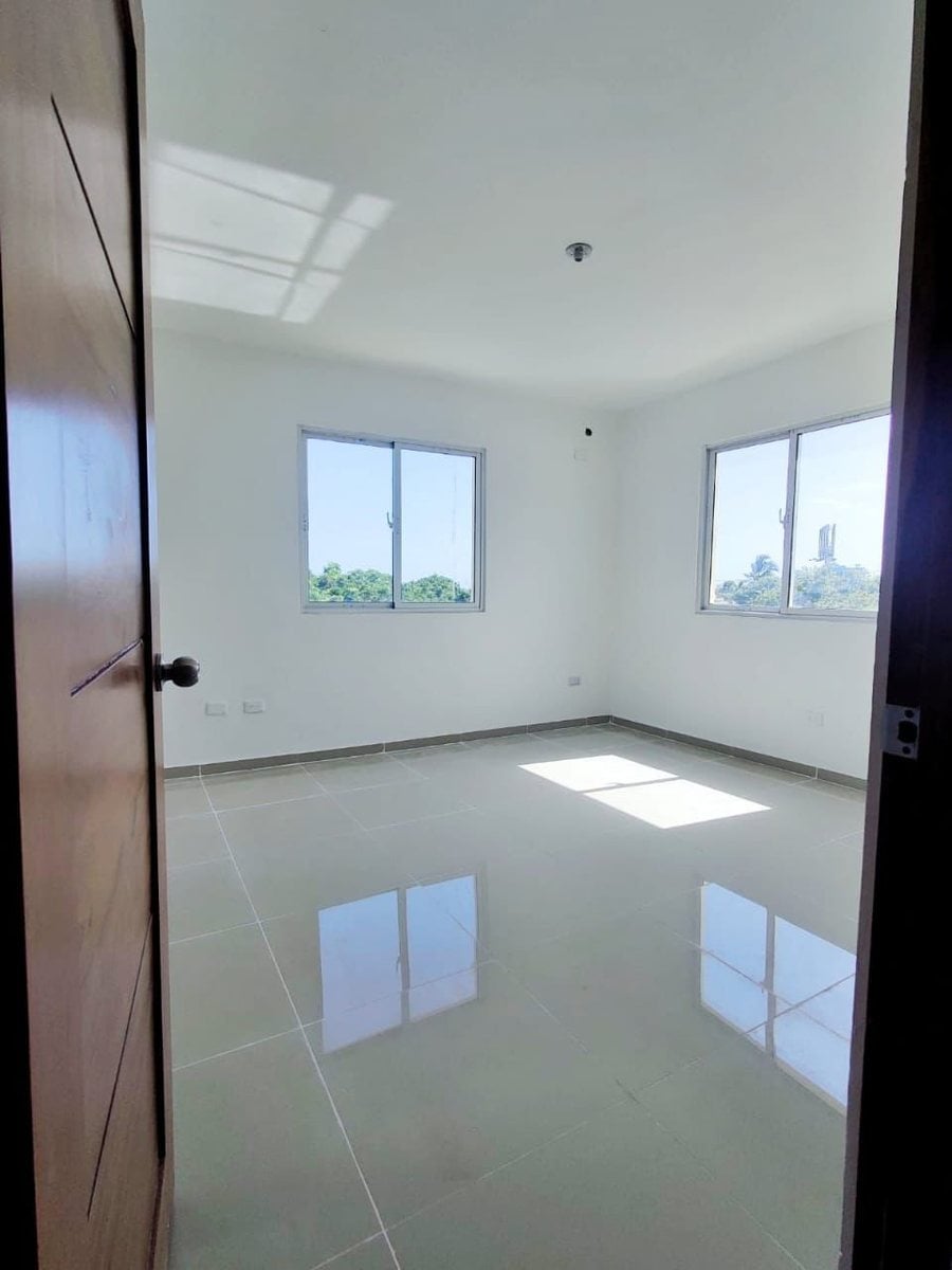 Apartamento en venta en Santo Domingo Este – foto 2