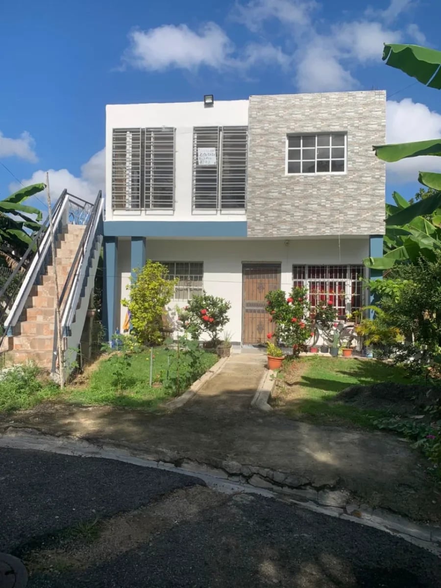 Casa en venta de 2 niveles – foto 1