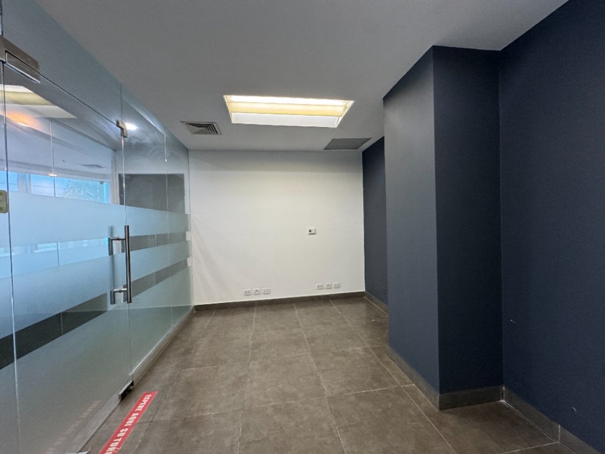 Oficina en Altos de Arroyo Hondo, Santo Domingo – foto 10