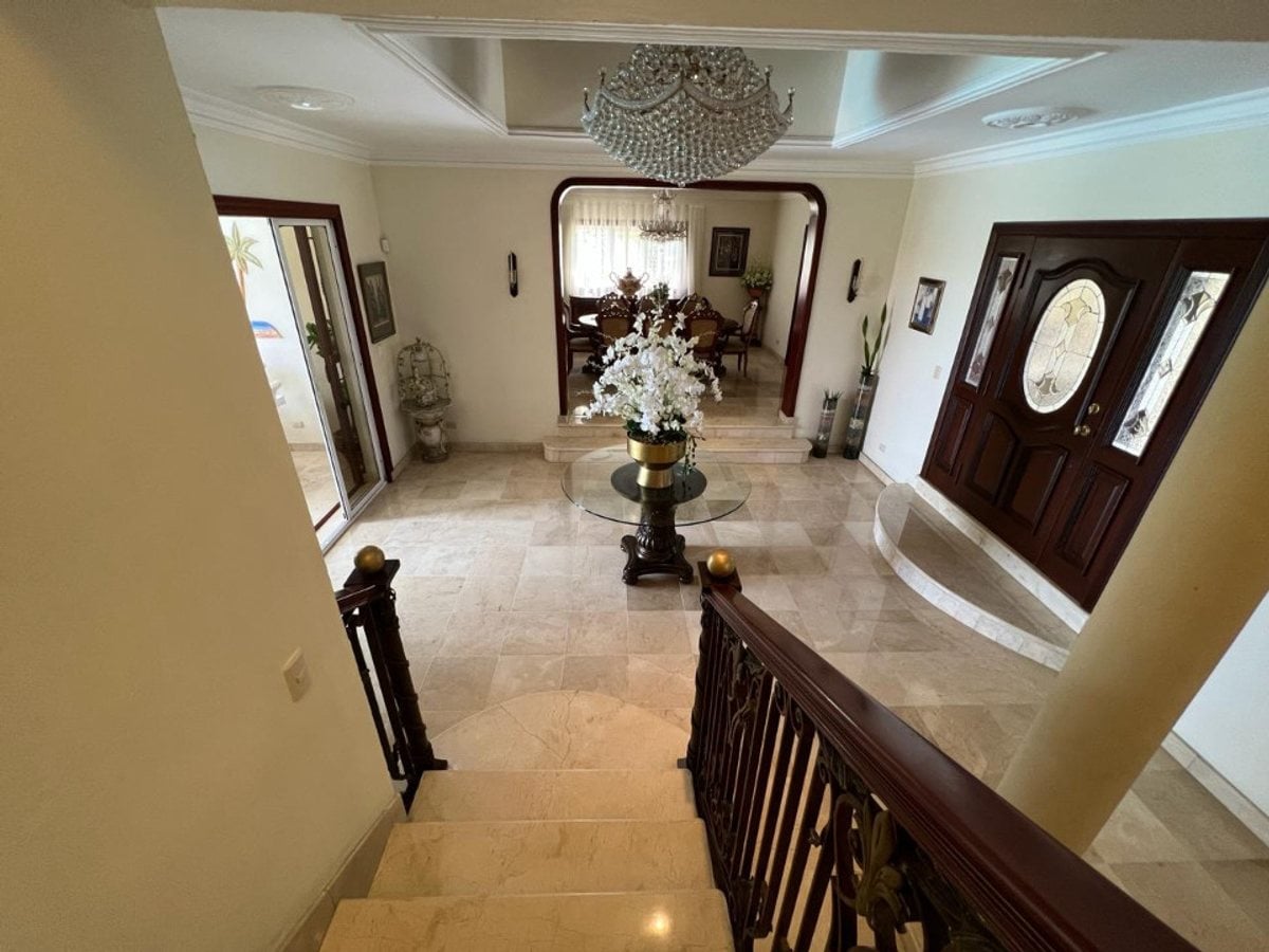 Casa de Lujo en Altos de Arroyo Hondo III – foto 2
