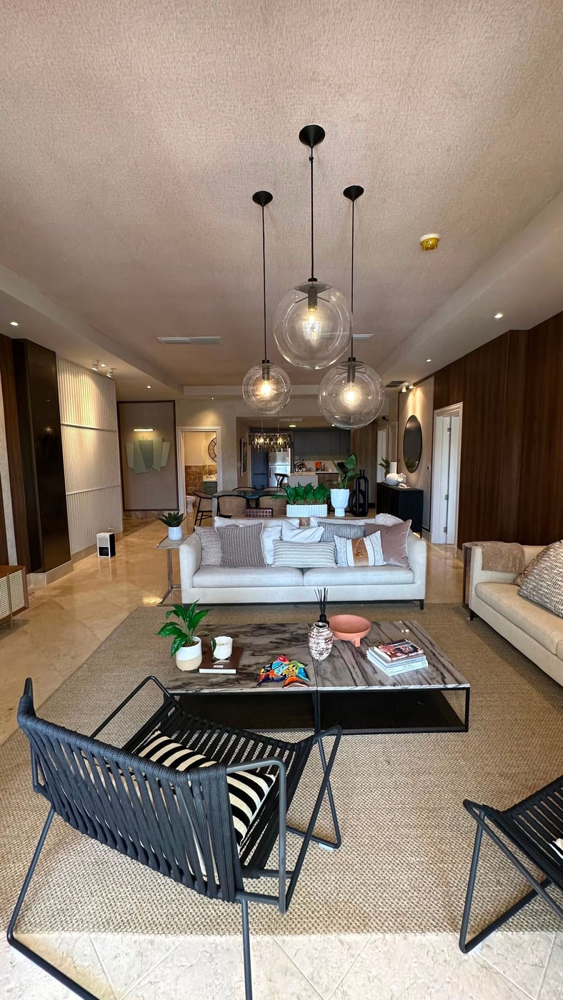 APARTAMENTO EN VENTA 3 DORMITORIOS MARINA CAP CANA – foto 2
