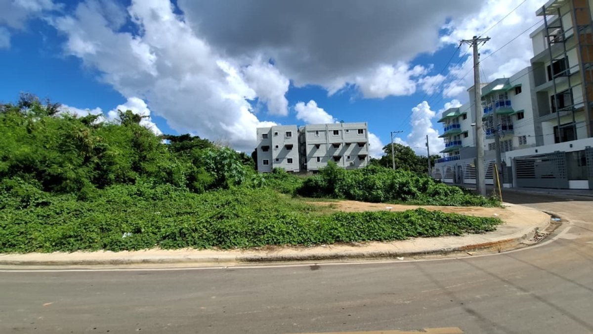 Terreno en venta en Fernández Oriental – foto 1