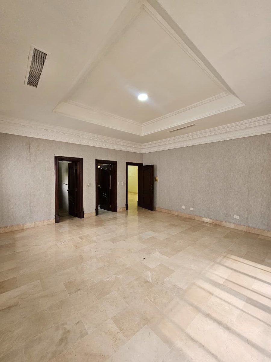Elegante Casa en Renta – foto 2