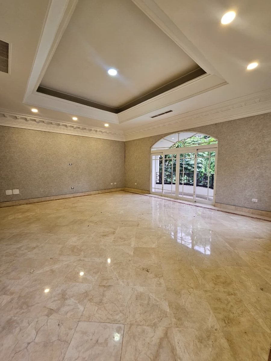 Elegante Casa en Renta – foto 8