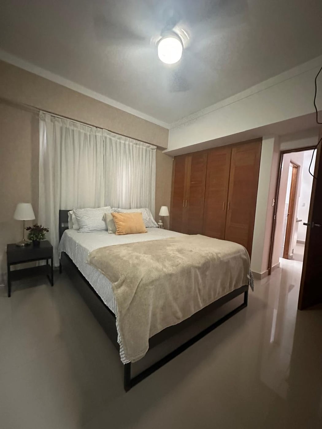 Apartamento en Evaristo Morales, Santo Domingo – foto 12