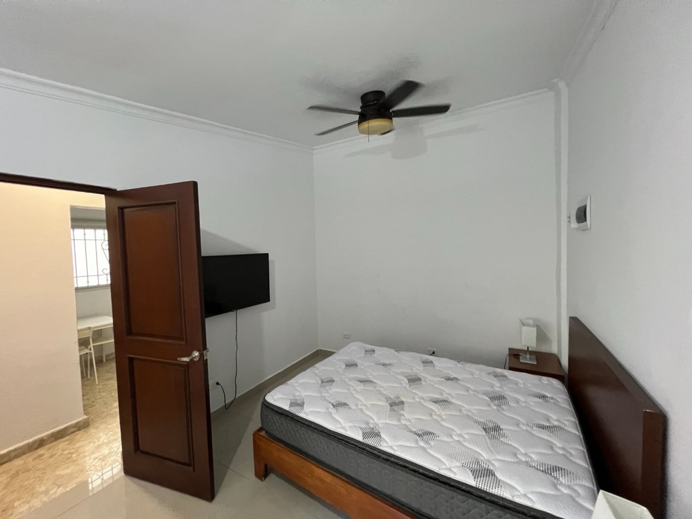 APARTAMENTO AMUEBLADO EN ALQUILER EDIFICIO CLASICO – foto 4