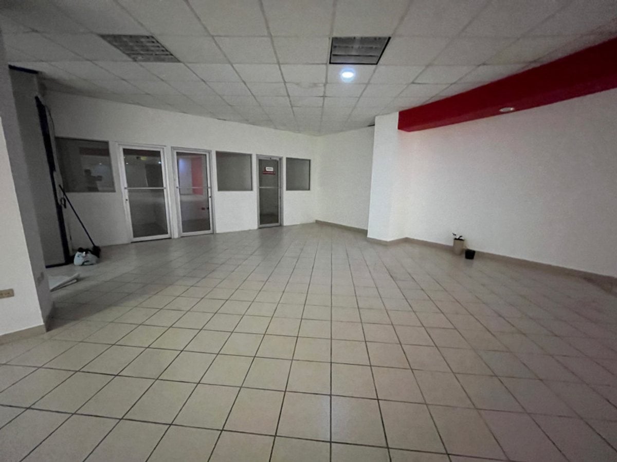 Local comercial en Miraflores, Distrito Nacional – foto 5