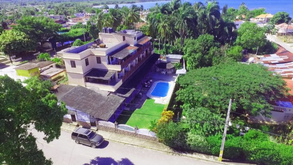 Hotel en Venta Rio San Juan – foto 1
