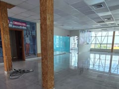 Local de oficina en torre profesional – foto 1