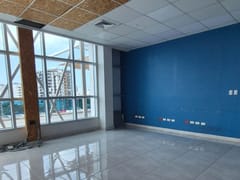 Local de oficina en torre profesional – foto 3