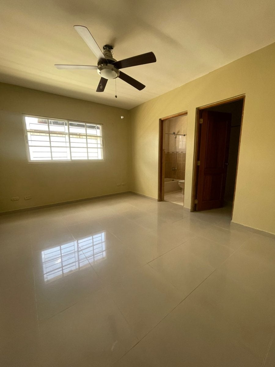 Apartamento en CLAUDIA ALEJANDRA IV, Gala, Santo Domingo – foto 2