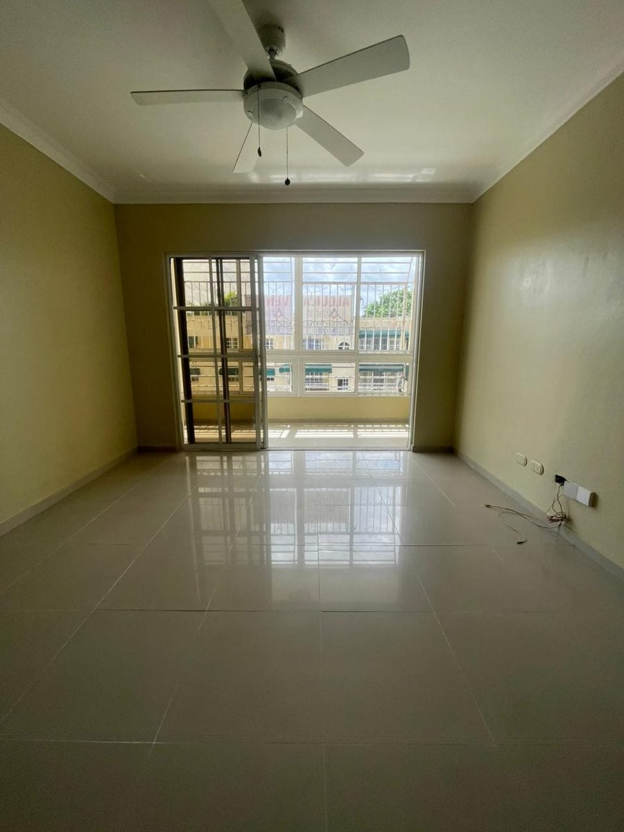 Apartamento en CLAUDIA ALEJANDRA IV, Gala, Santo Domingo – foto 4