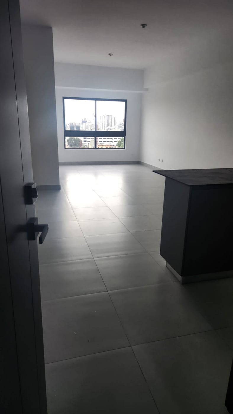 Apartamento en alquiler con línea blanca | US$950 – foto 7