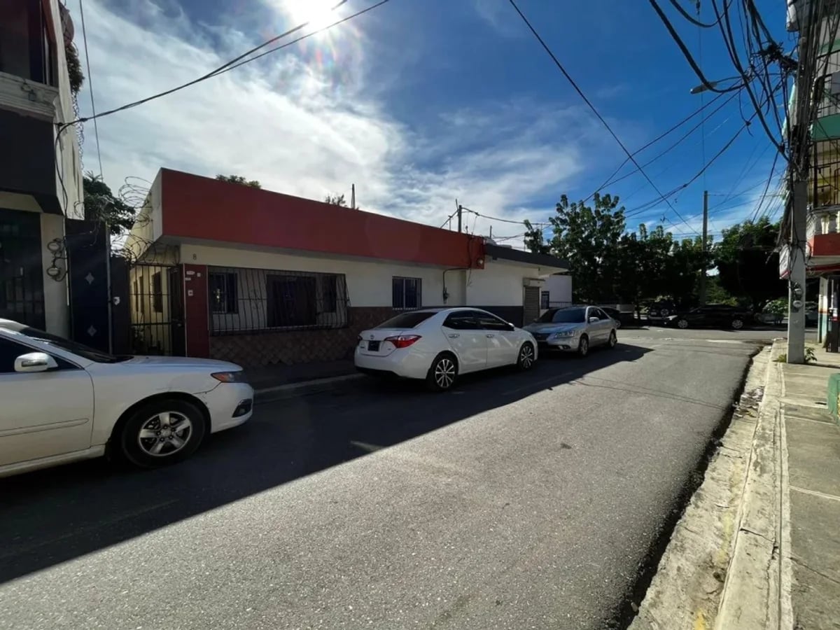 SE VENDE EXCELENTE ESQUINA COMERCIAL – foto 12