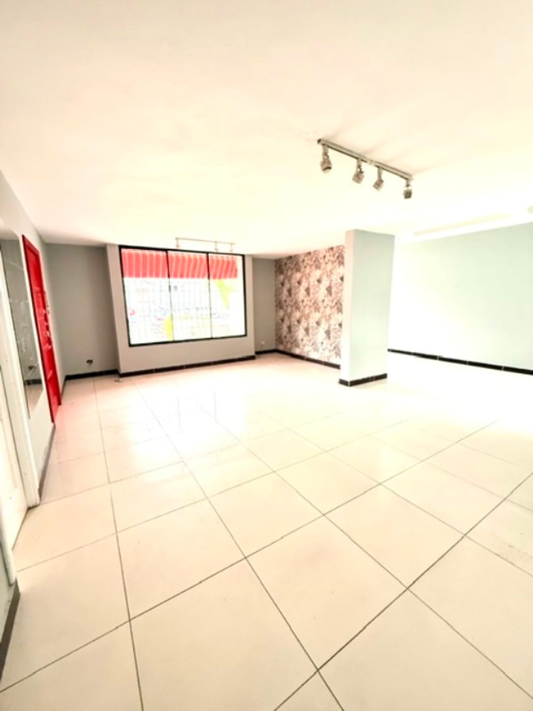 Local de oficina en alquiler 315 m² polígono centr – foto 8