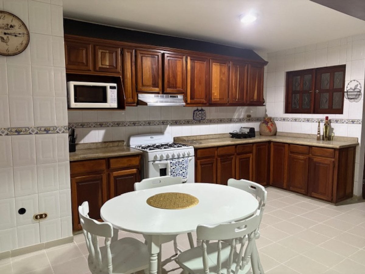 APARTAMENTO AMUEBLADO ALQUILER EN EVARISTO – foto 6