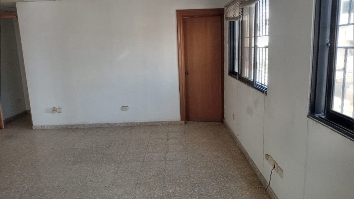 Oficina en La Julia, Santo Domingo – foto 1
