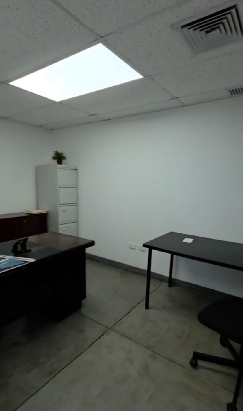 Local comercial en alquiler 450 m² av 30 de marzo – foto 8