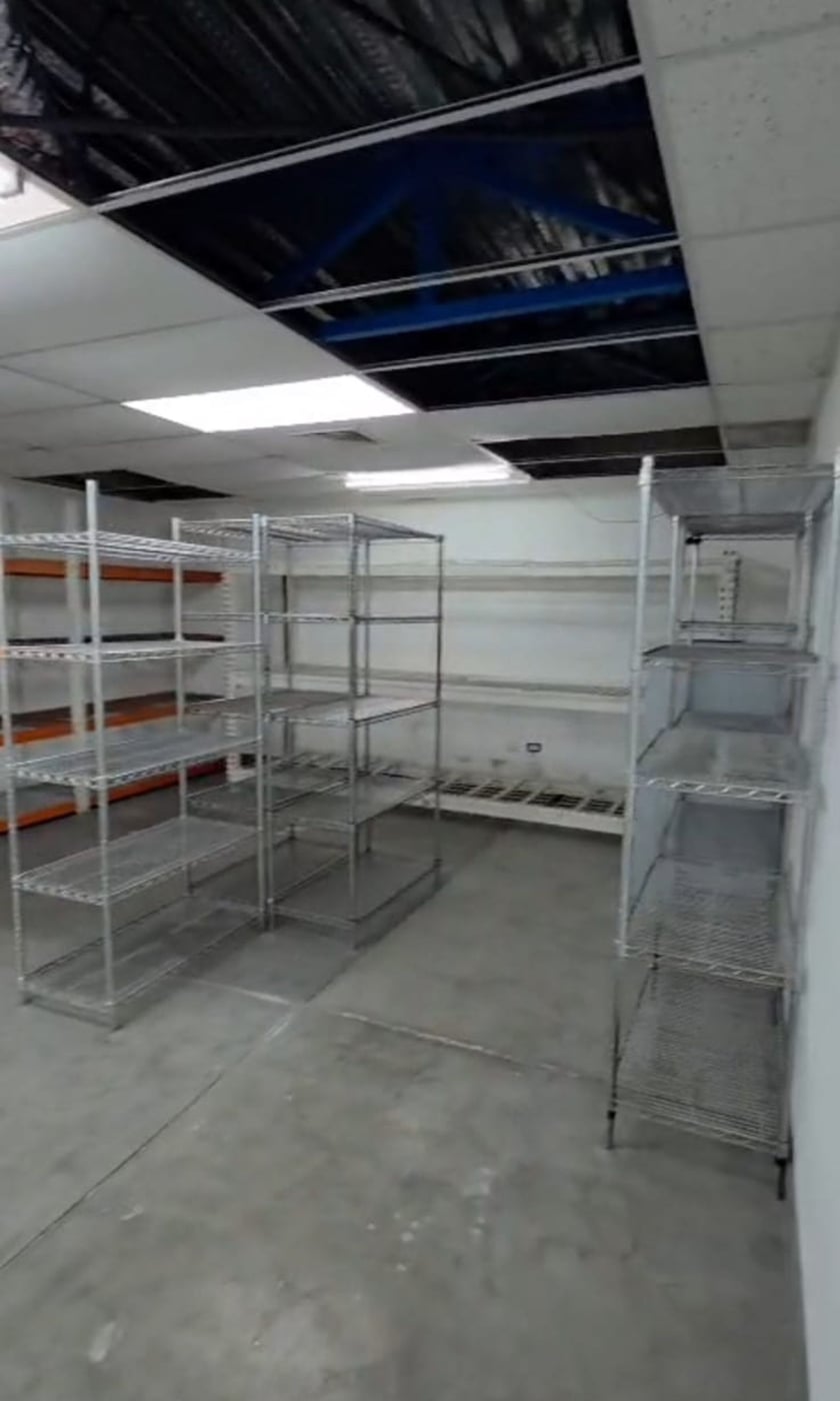 Local comercial en alquiler 450 m² av 30 de marzo – foto 4