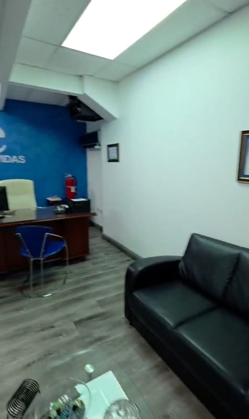 Local comercial en alquiler 450 m² av 30 de marzo – foto 1