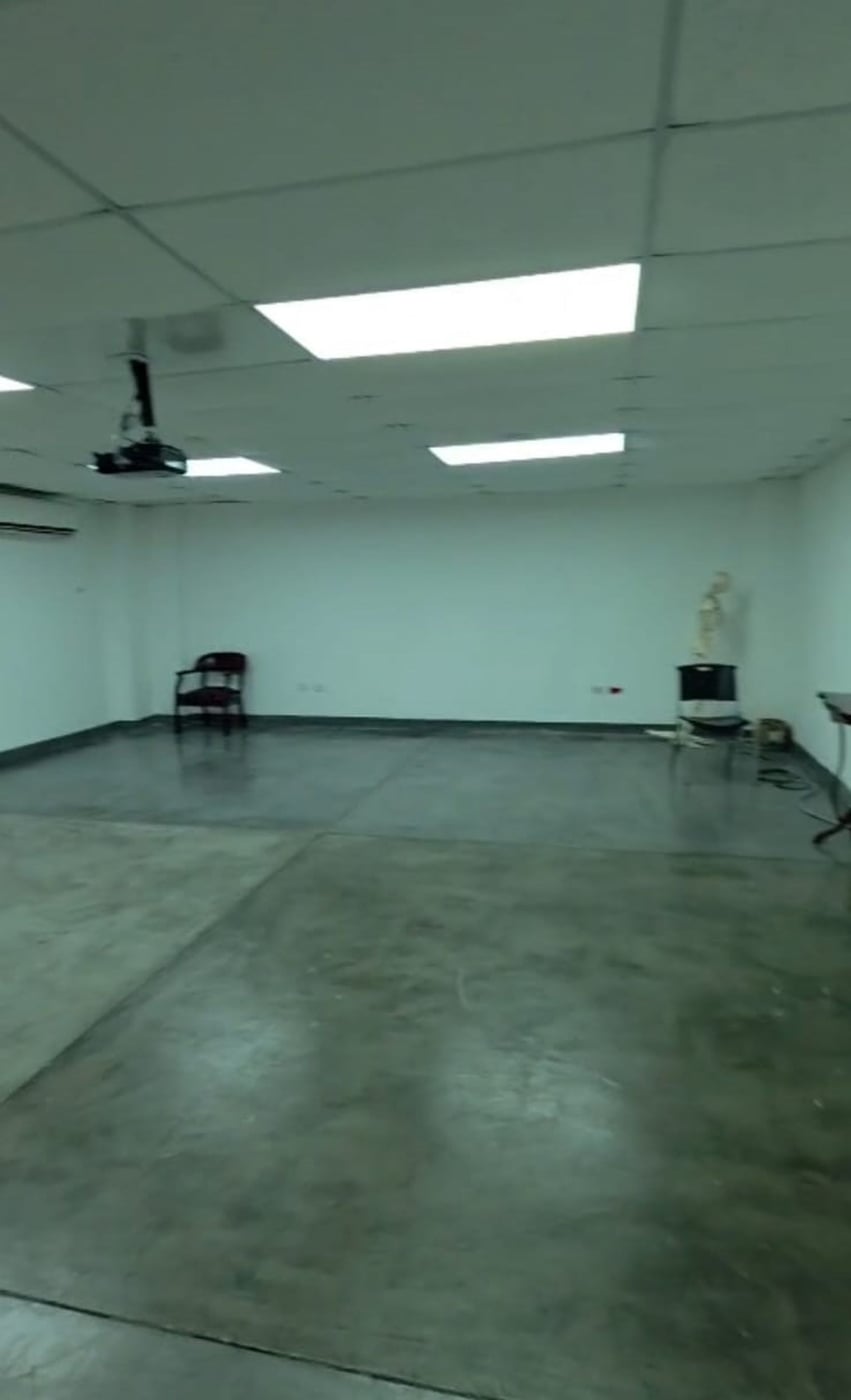 Local comercial en alquiler 450 m² av 30 de marzo – foto 5